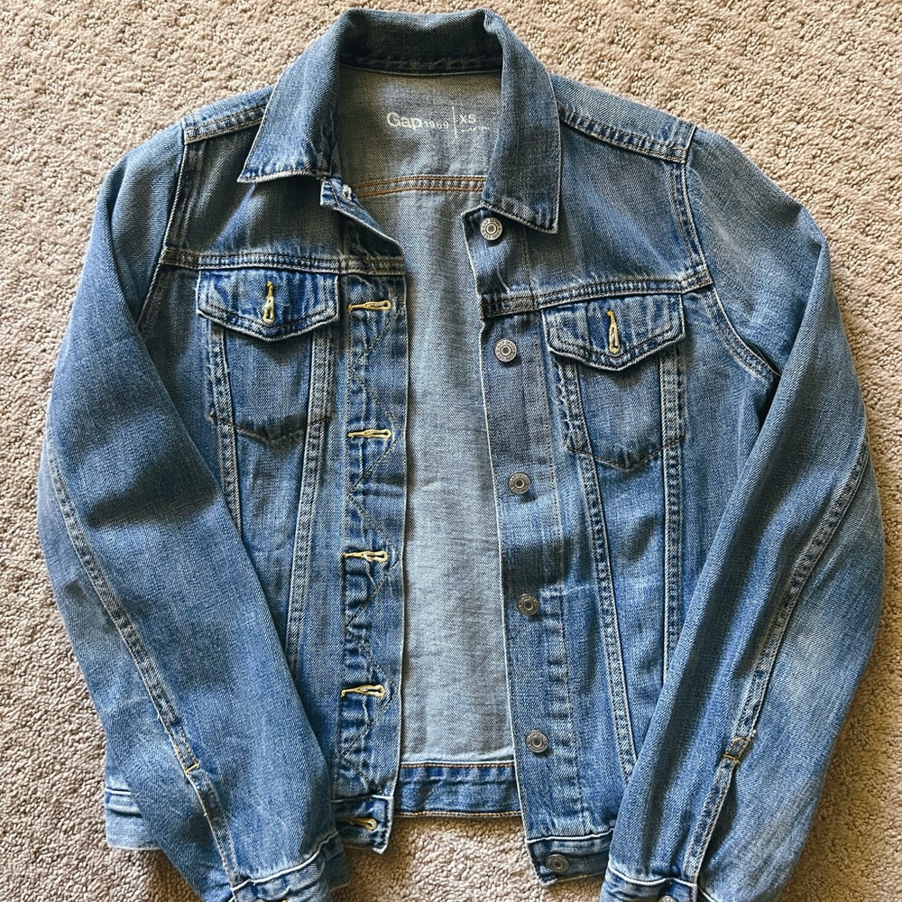 GAP 1969 Classic Jean jacket size xs
